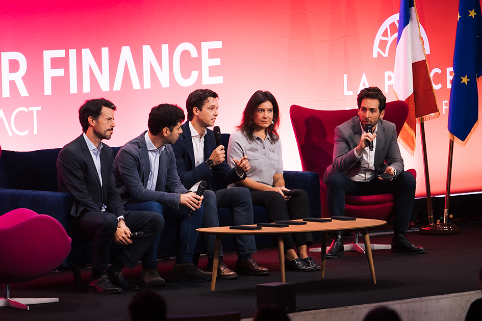 BNP PARIBAS, GISKARD, MISTRAL AI &amp; GOOGLE CLOUD à AI for Finance par Artefact - Modèles de langage IA pour les entreprises à travers le support client