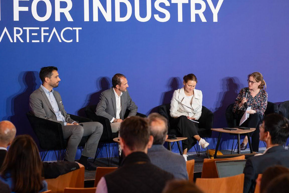 FORVIA, SUEZ & ARIANE GROUP at AI for Industry by Artefact – The importance of IT and OT data convergence in industry